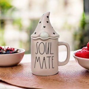 Rae Dunn mug with lid  NWT